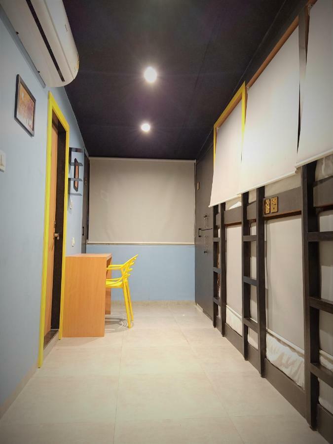 Stay Villa Hostel For Male And Female Bombay Esterno foto