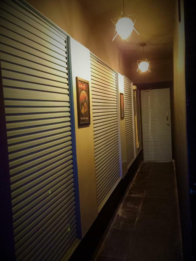 Stay Villa Hostel For Male And Female Bombay Esterno foto